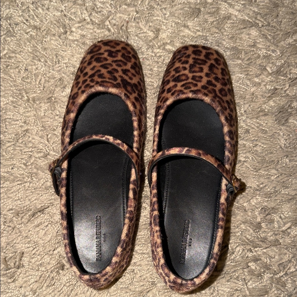 Banana Republic Leopard Print Mary Jane Flats